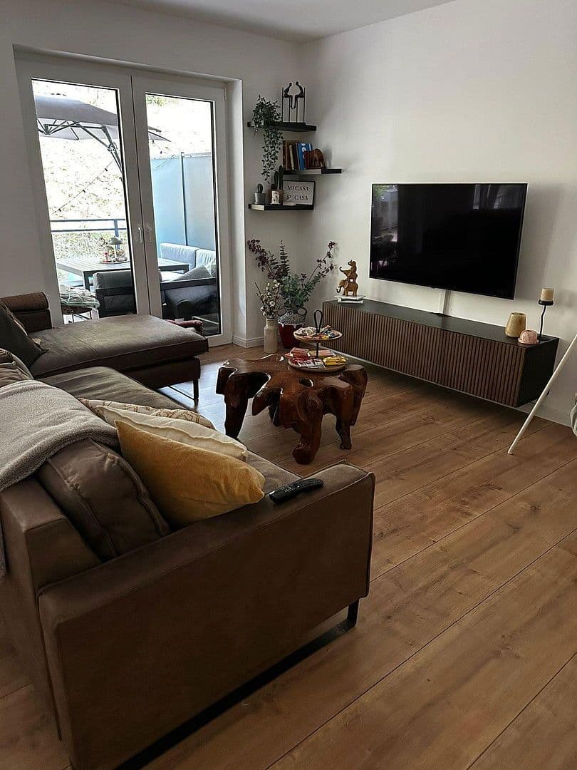Pronájem bytu 2+1 74 m², Kaiserstr. 165, Gummersbach, Severní Porýní-Vestfálsko Pronájem bytu 2+1 74 m², Kaiserstr. 165, Gummersbach, Severní Porýní-Vestfálsko