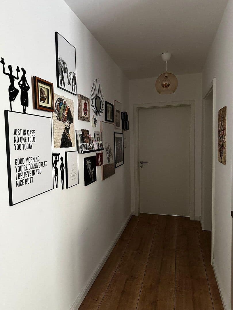 Pronájem bytu 2+1 74 m², Kaiserstr. 165, Gummersbach, Severní Porýní-Vestfálsko Pronájem bytu 2+1 74 m², Kaiserstr. 165, Gummersbach, Severní Porýní-Vestfálsko