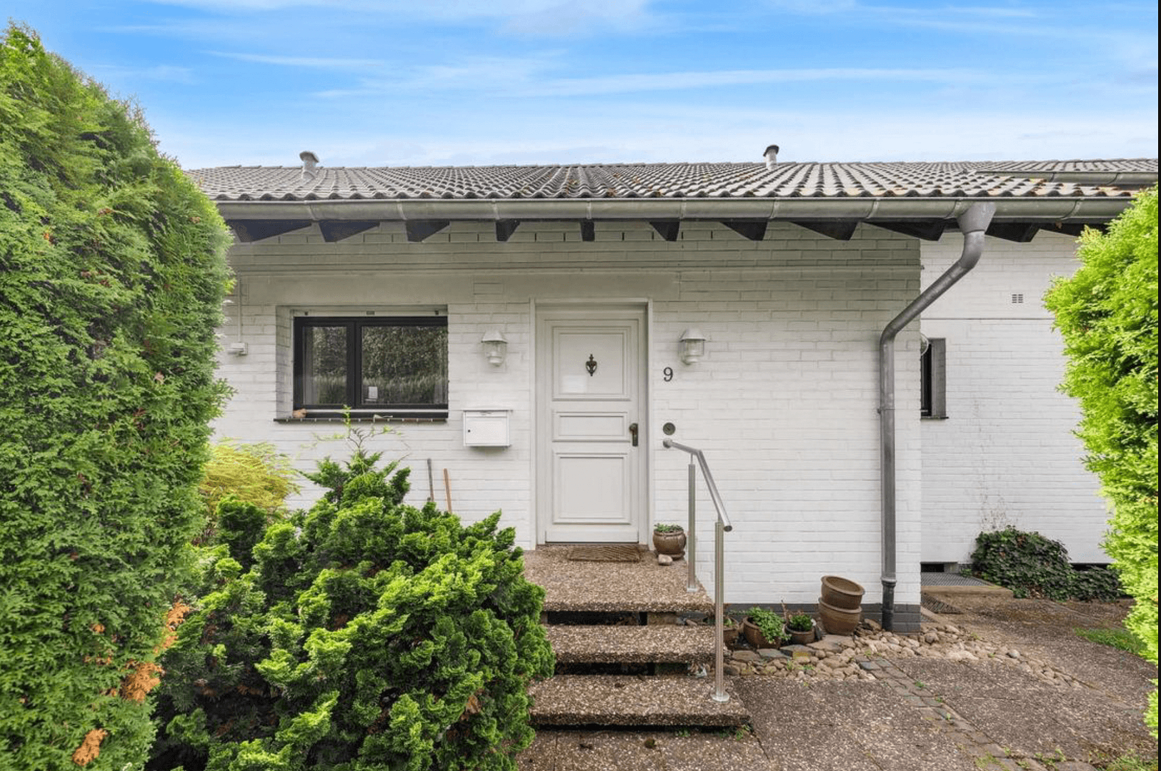 Prodej domu 225 m², pozemek 980 m², Ronneburg, Hessen Prodej domu 225 m², pozemek 980 m², Ronneburg, Hessen