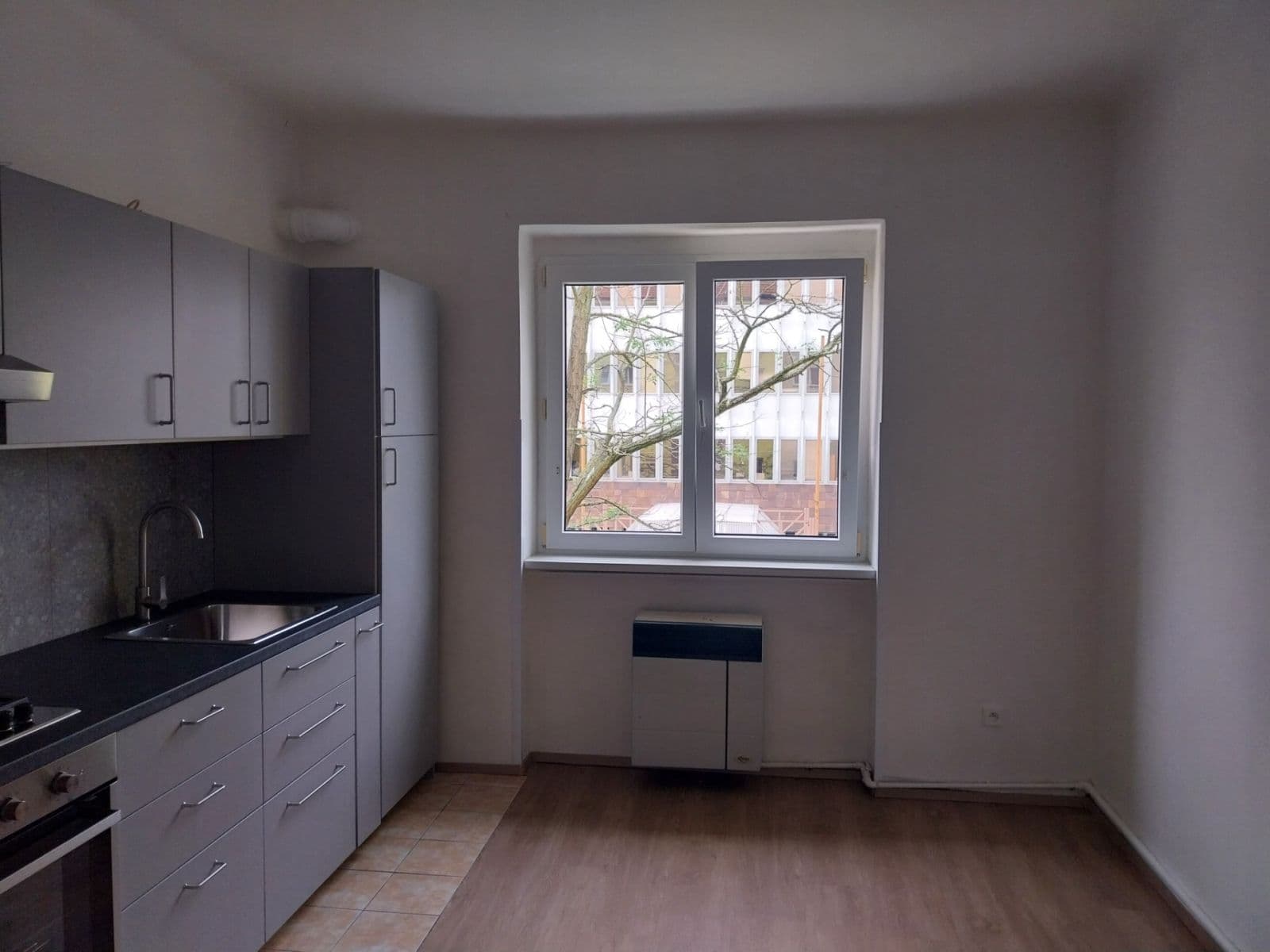 Pronájem bytu 2+1 50 m², Bystřická, Praha, Praha Pronájem bytu 2+1 50 m², Bystřická, Praha, Praha