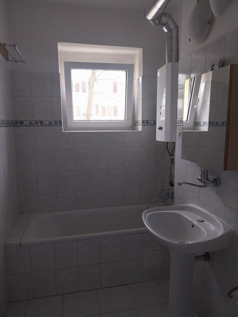 Pronájem bytu 2+1 50 m², Bystřická, Praha, Praha Pronájem bytu 2+1 50 m², Bystřická, Praha, Praha