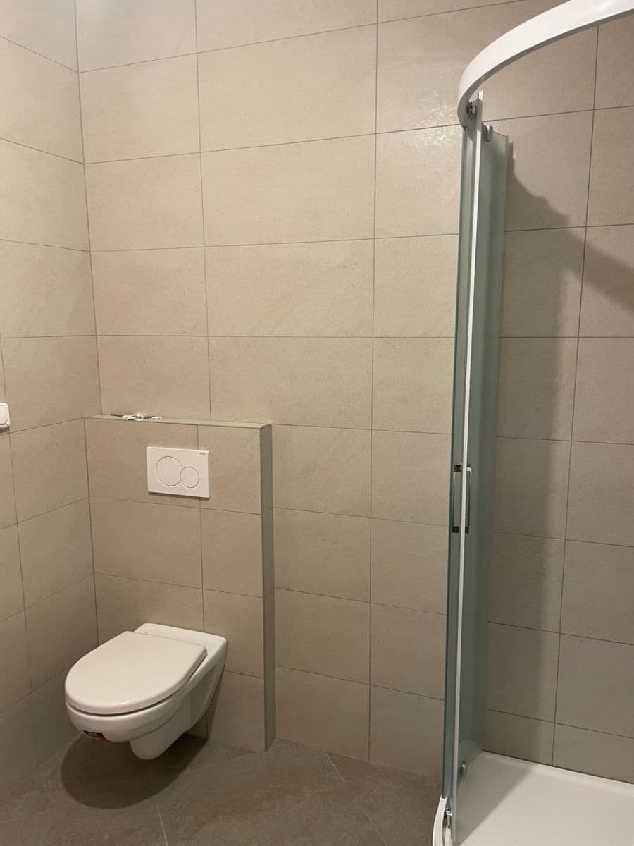 Pronájem bytu 1+1 40 m², Kladenská, Středokluky, Středočeský kraj Pronájem bytu 1+1 40 m², Kladenská, Středokluky, Středočeský kraj