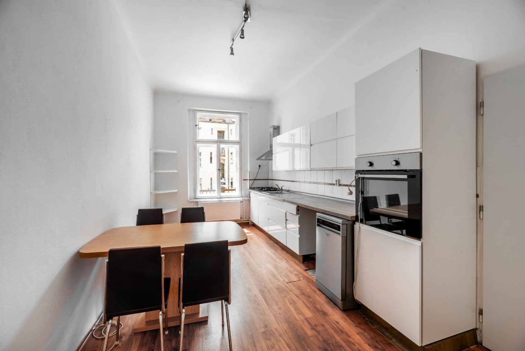 Prodej bytu 2+1 83 m², Oldřichova, Praha, Praha Prodej bytu 2+1 83 m², Oldřichova, Praha, Praha