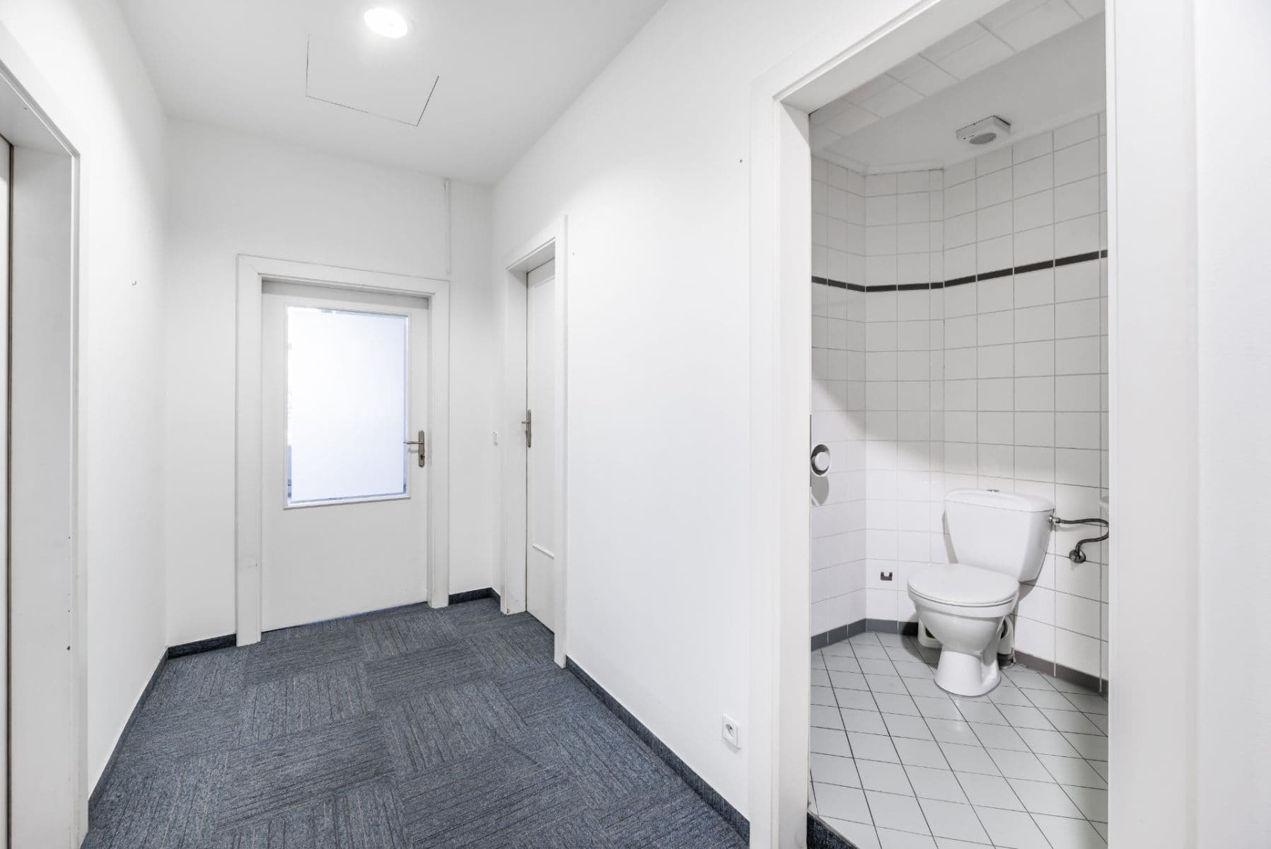 Prodej bytu 4+1 120 m², náměstí Bratří Synků, Praha, Praha Prodej bytu 4+1 120 m², náměstí Bratří Synků, Praha, Praha