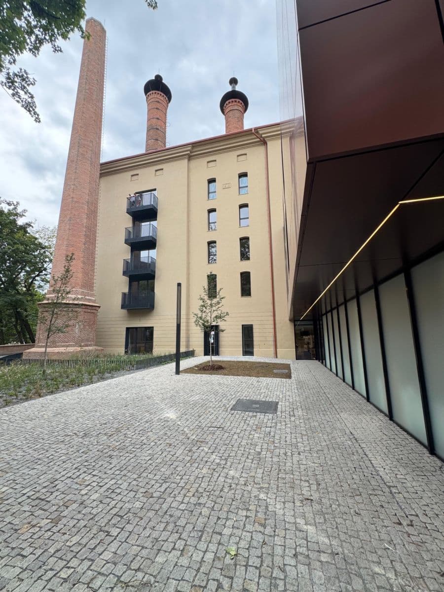 Pronájem bytu 3+kk 83 m², Mnatova, Praha, Praha Pronájem bytu 3+kk 83 m², Mnatova, Praha, Praha