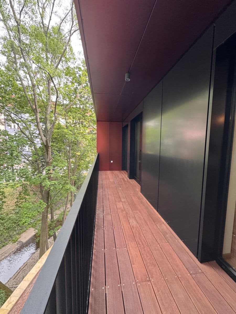 Pronájem bytu 3+kk 83 m², Mnatova, Praha, Praha Pronájem bytu 3+kk 83 m², Mnatova, Praha, Praha