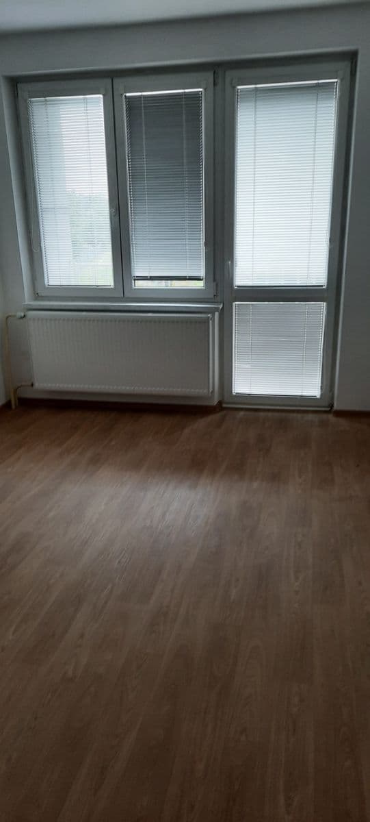 Pronájem bytu 4+1 126 m², Jihlávka, Kraj Vysočina Pronájem bytu 4+1 126 m², Jihlávka, Kraj Vysočina