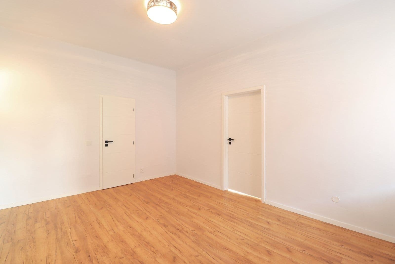 Pronájem bytu 2+kk 51 m², U skládky, Praha, Praha Pronájem bytu 2+kk 51 m², U skládky, Praha, Praha