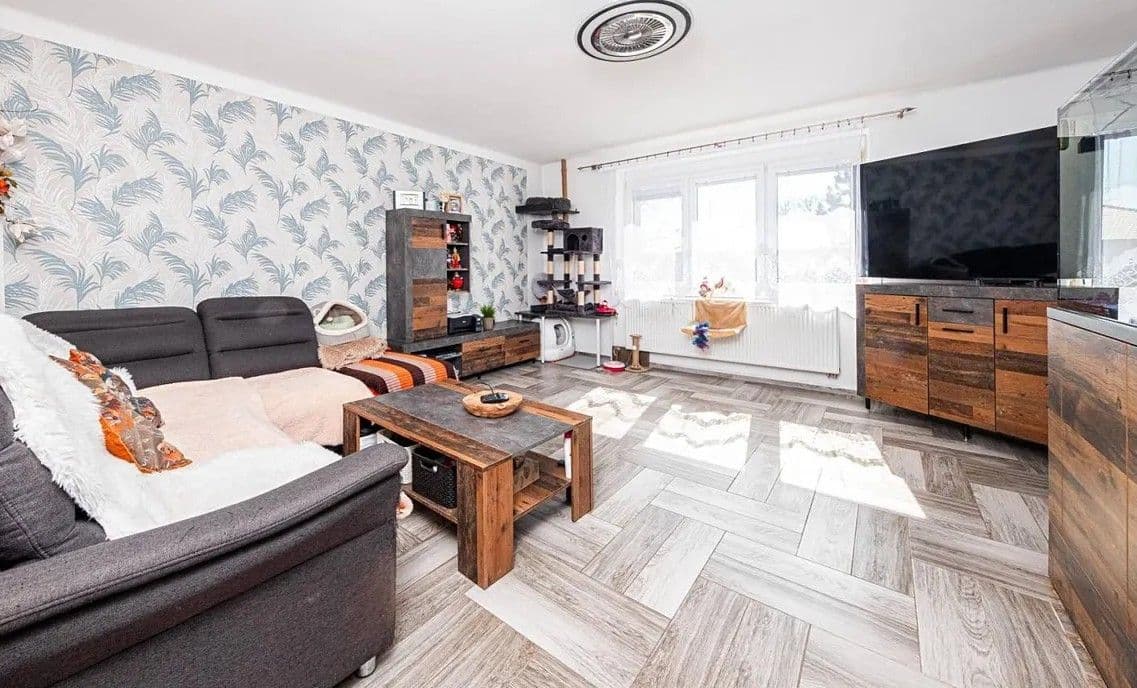 Prodej domu 360 m², pozemek 647 m², Ohaře, Středočeský kraj Prodej domu 360 m², pozemek 647 m², Ohaře, Středočeský kraj