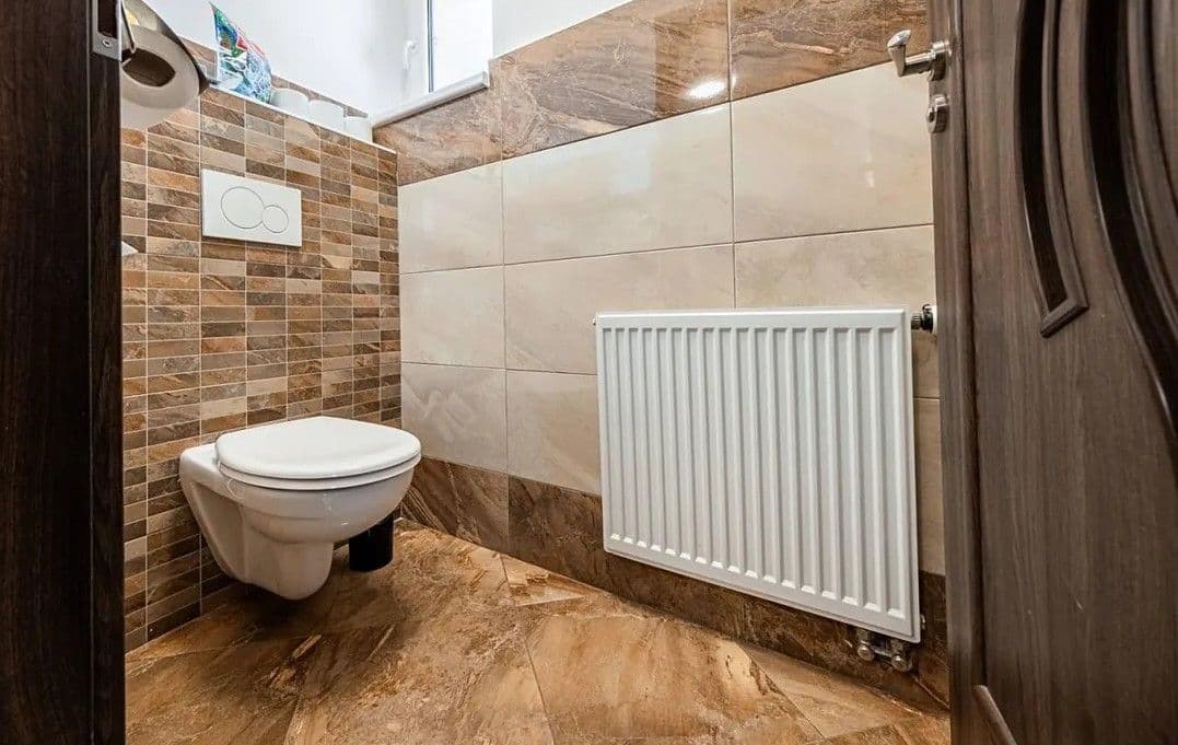 Prodej domu 360 m², pozemek 647 m², Ohaře, Středočeský kraj Prodej domu 360 m², pozemek 647 m², Ohaře, Středočeský kraj