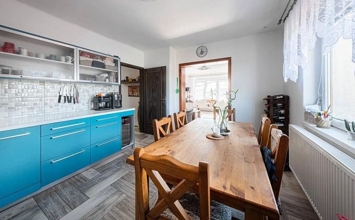 Prodej domu 360 m², pozemek 647 m², Ohaře, Středočeský kraj Prodej domu 360 m², pozemek 647 m², Ohaře, Středočeský kraj