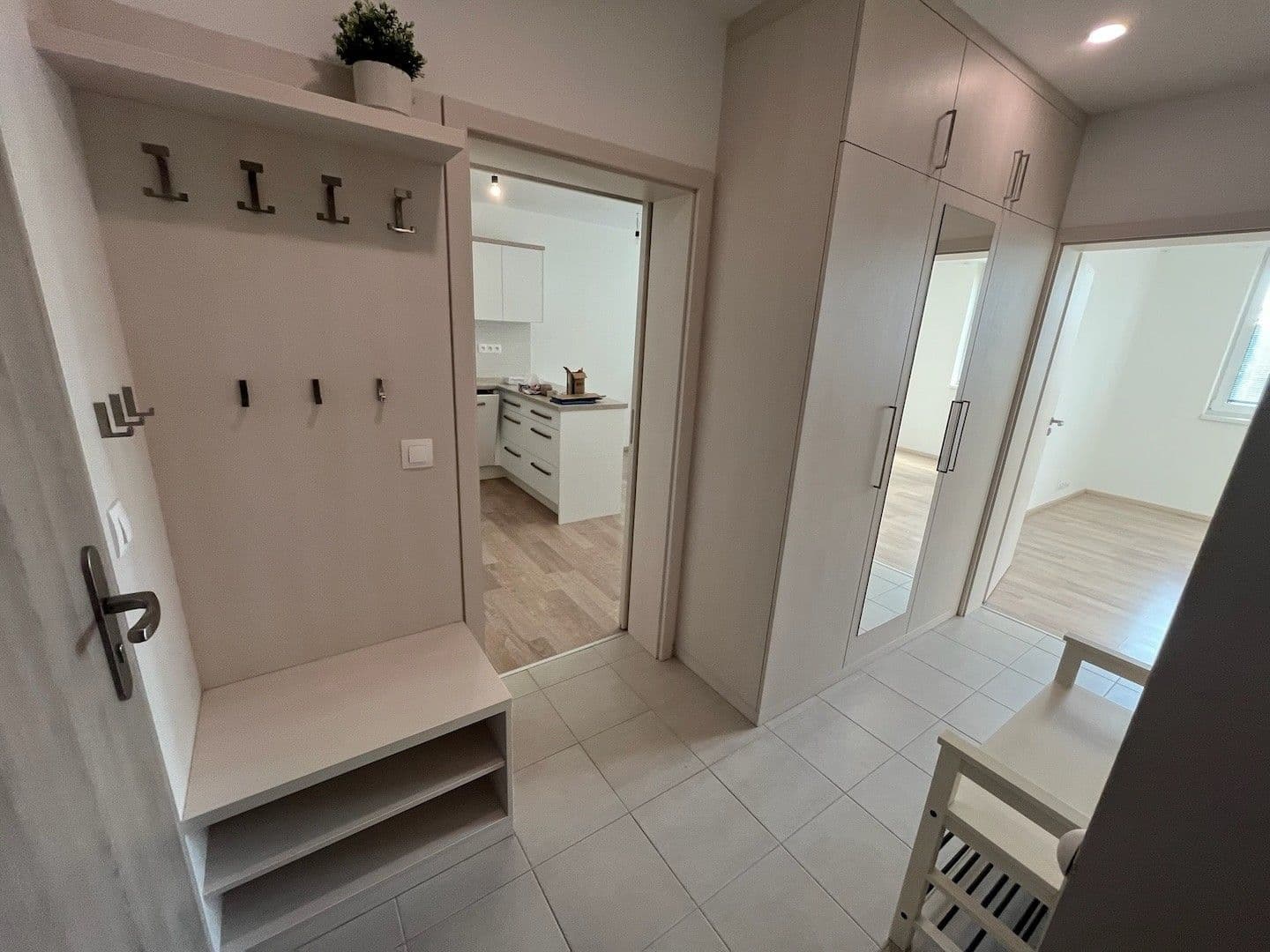 Pronájem bytu 4+kk 71 m², Na Vyhlídce, Rosice, Jihomoravský kraj Pronájem bytu 4+kk 71 m², Na Vyhlídce, Rosice, Jihomoravský kraj