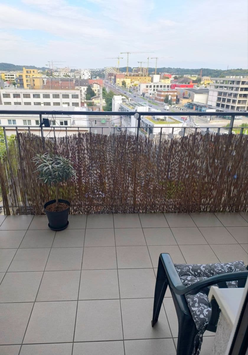 Prodej bytu 1+kk 39 m², Podkovářská, Praha, Praha Prodej bytu 1+kk 39 m², Podkovářská, Praha, Praha
