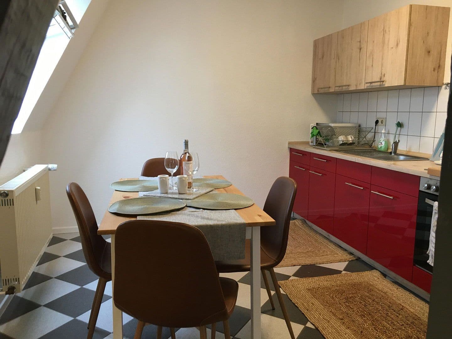 Pronájem bytu 2+1 65 m², Halberstädterstrasse 82, Magdeburg, Sasko-Anhaltsko Pronájem bytu 2+1 65 m², Halberstädterstrasse 82, Magdeburg, Sasko-Anhaltsko