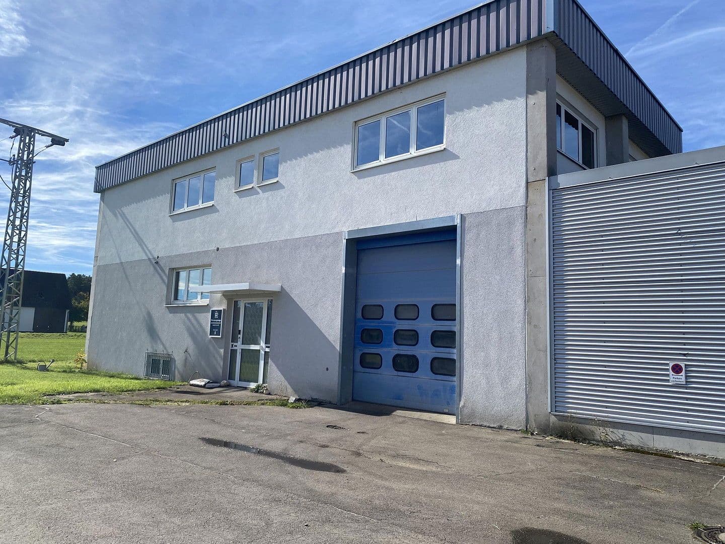 Prodej nebytového prostoru 12.673 m², Neufra, Bádensko-Württembersko Prodej nebytového prostoru 12.673 m², Neufra, Bádensko-Württembersko