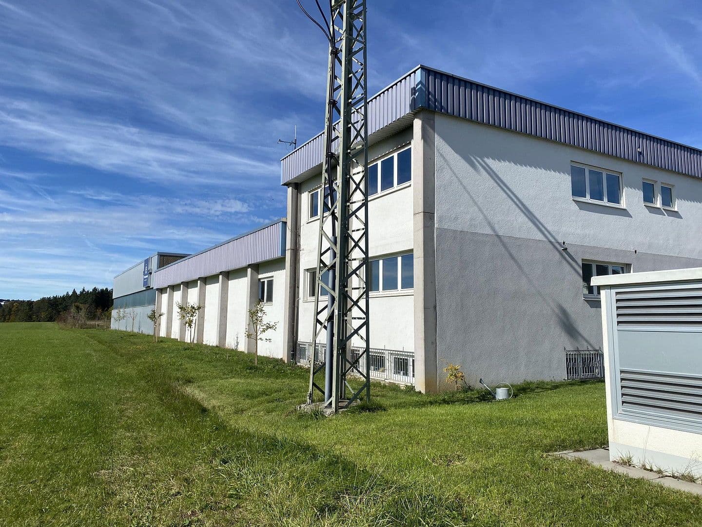 Prodej nebytového prostoru 12.673 m², Neufra, Bádensko-Württembersko Prodej nebytového prostoru 12.673 m², Neufra, Bádensko-Württembersko