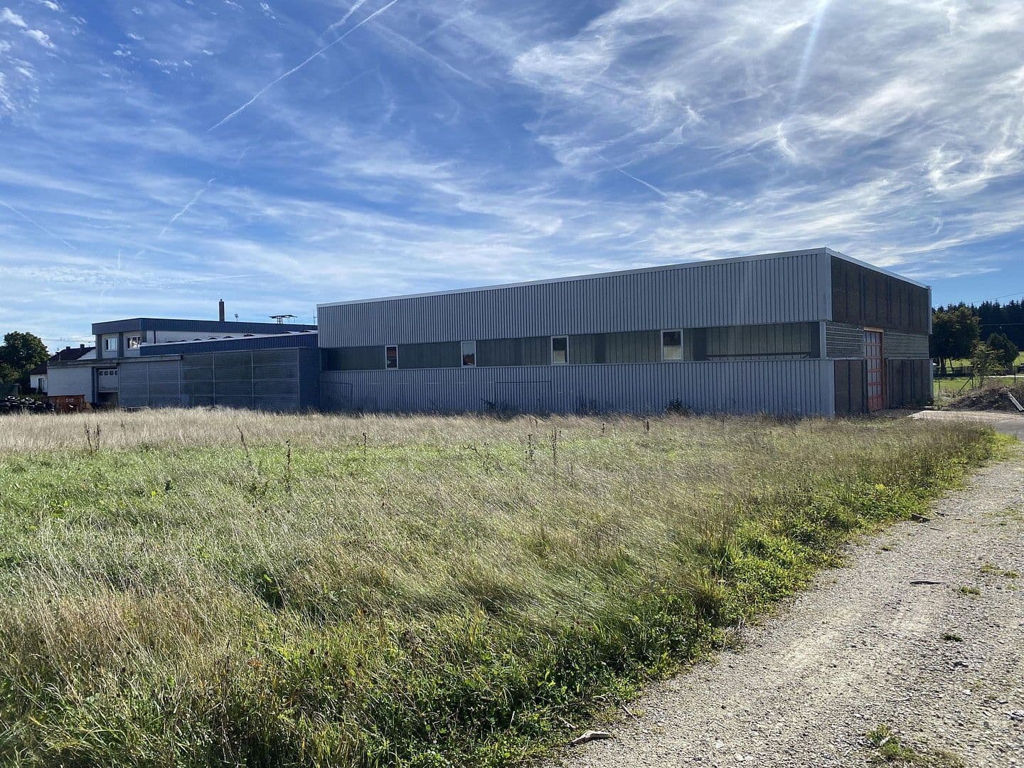 Prodej nebytového prostoru 12.673 m², Neufra, Bádensko-Württembersko Prodej nebytového prostoru 12.673 m², Neufra, Bádensko-Württembersko