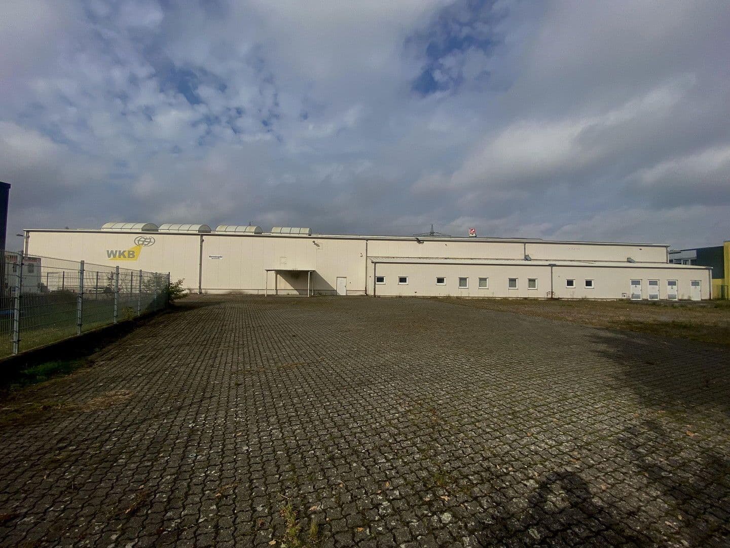 Pronájem nebytového prostoru 2.267 m², Daimlerstraße 5-8, Hörstel, Severní Porýní-Vestfálsko Pronájem nebytového prostoru 2.267 m², Daimlerstraße 5-8, Hörstel, Severní Porýní-Vestfálsko