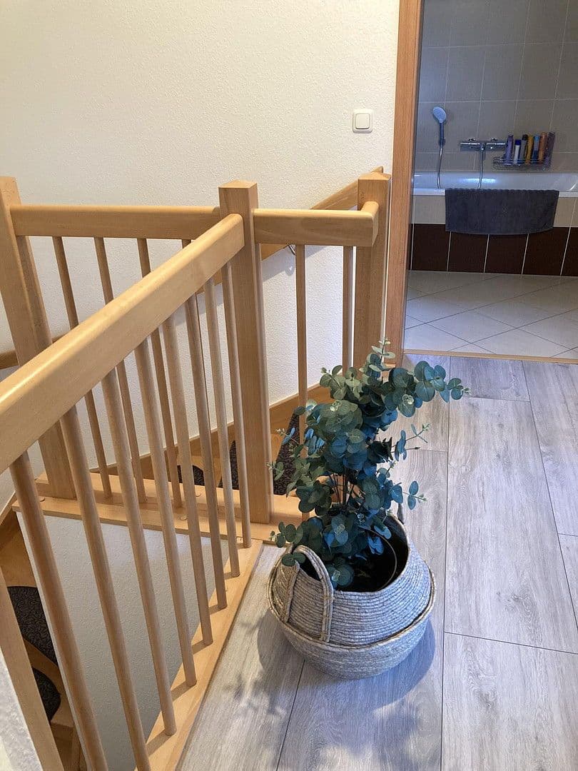 Prodej domu 115 m², pozemek 300 m², Weinböhla, Sasko Prodej domu 115 m², pozemek 300 m², Weinböhla, Sasko