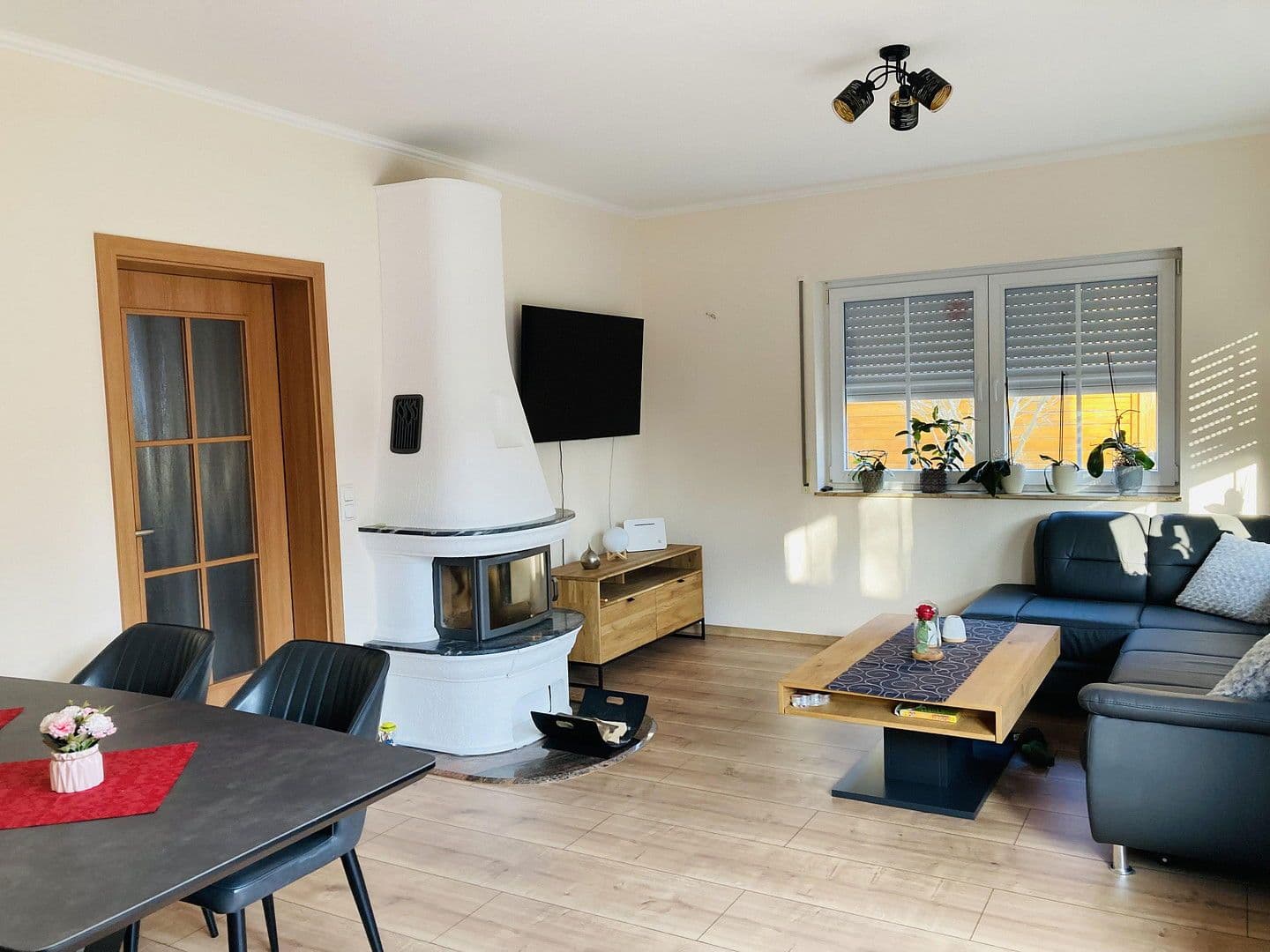 Prodej domu 115 m², pozemek 300 m², Weinböhla, Sasko Prodej domu 115 m², pozemek 300 m², Weinböhla, Sasko