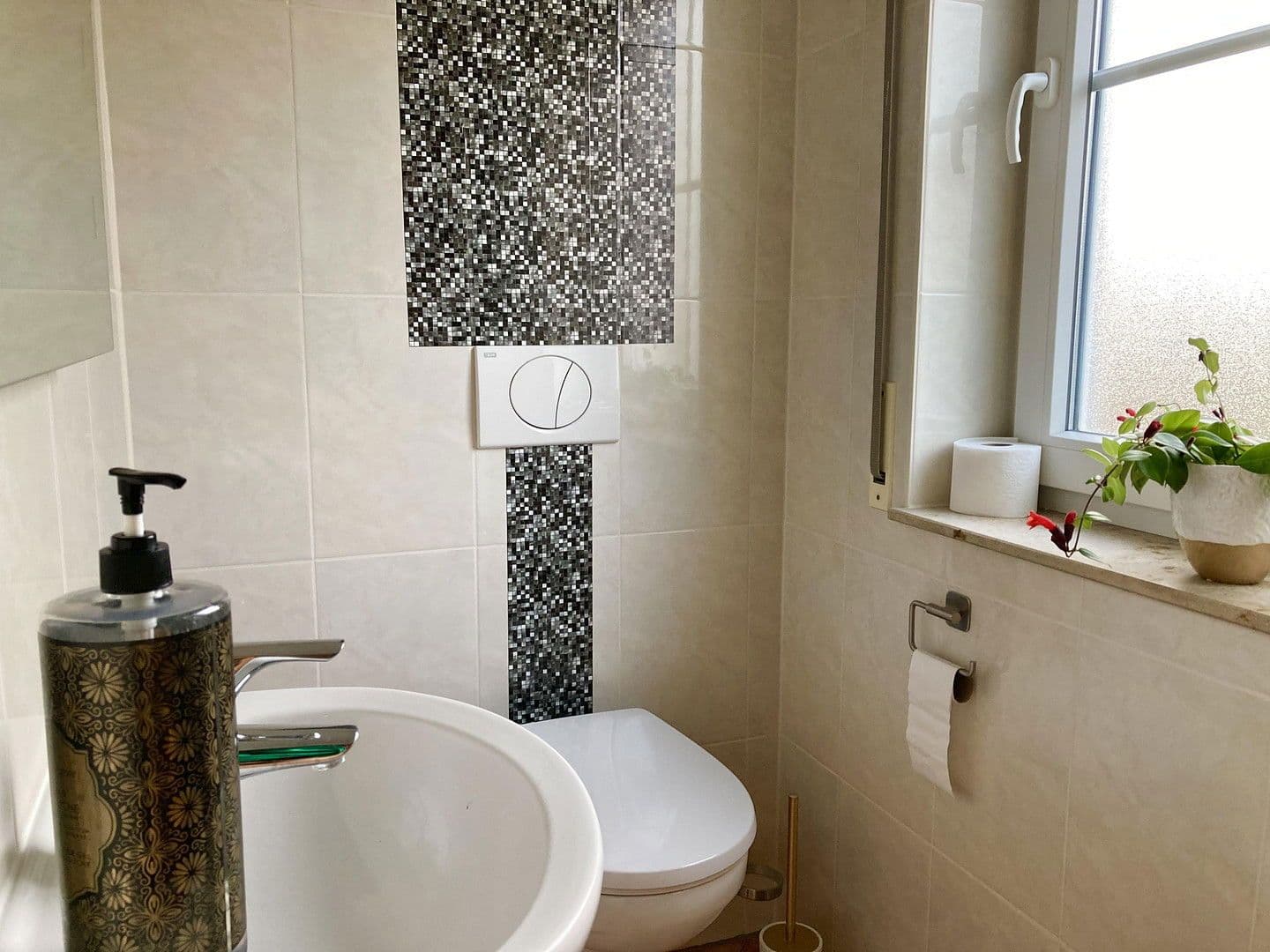 Prodej domu 115 m², pozemek 300 m², Weinböhla, Sasko Prodej domu 115 m², pozemek 300 m², Weinböhla, Sasko