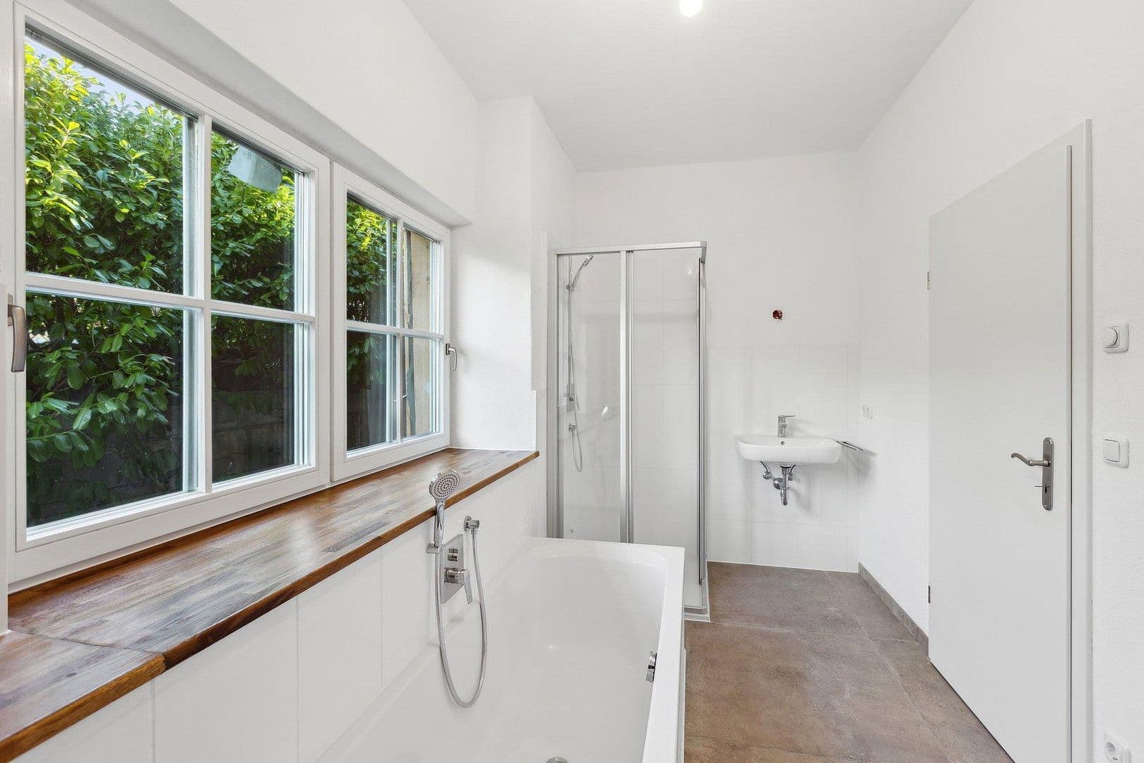 Pronájem bytu 2+1 105 m², Heutauer Straße 23, Siegsdorf, Bavorsko Pronájem bytu 2+1 105 m², Heutauer Straße 23, Siegsdorf, Bavorsko