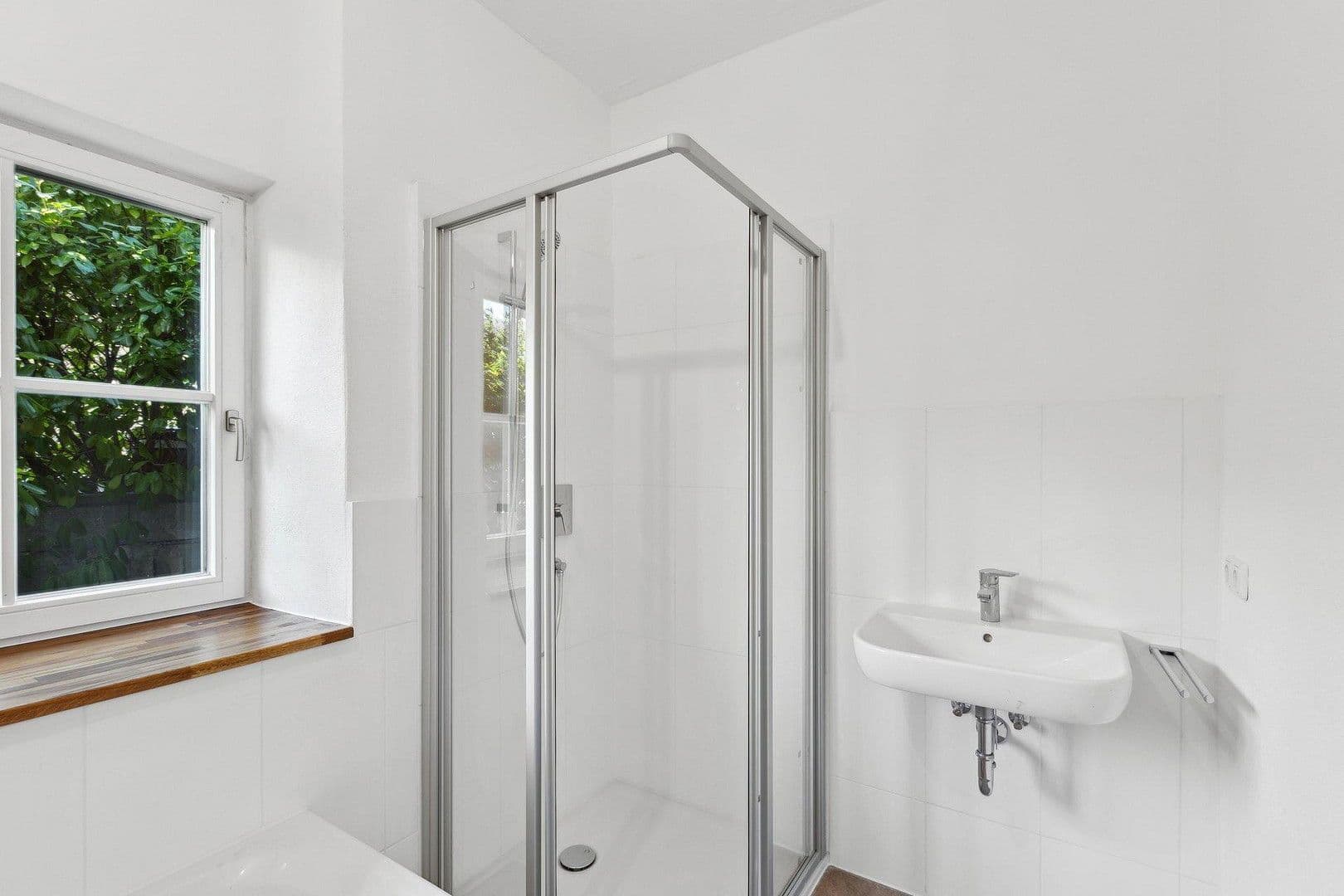 Pronájem bytu 2+1 105 m², Heutauer Straße 23, Siegsdorf, Bavorsko Pronájem bytu 2+1 105 m², Heutauer Straße 23, Siegsdorf, Bavorsko