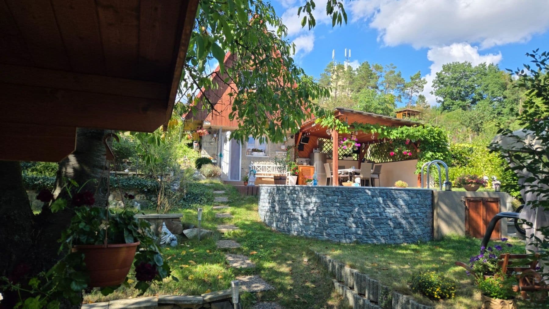 Prodej chaty, chalupy 44 m², pozemek 625 m², Mostecká, Žatec, Ústecký kraj Prodej chaty, chalupy 44 m², pozemek 625 m², Mostecká, Žatec, Ústecký kraj