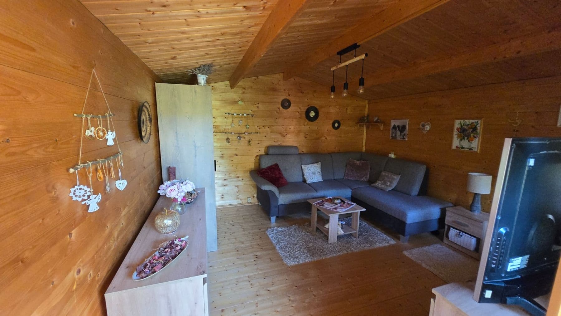 Prodej chaty, chalupy 44 m², pozemek 625 m², Mostecká, Žatec, Ústecký kraj Prodej chaty, chalupy 44 m², pozemek 625 m², Mostecká, Žatec, Ústecký kraj