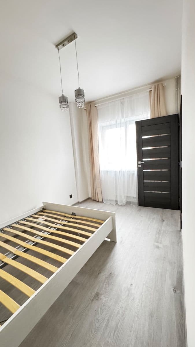 Pronájem bytu 2+kk 50 m², Arménská, Kladno, Středočeský kraj Pronájem bytu 2+kk 50 m², Arménská, Kladno, Středočeský kraj