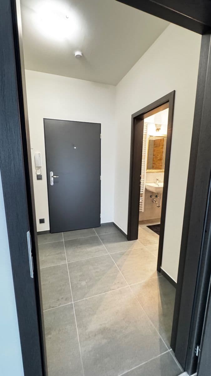 Pronájem bytu 2+kk 50 m², Arménská, Kladno, Středočeský kraj Pronájem bytu 2+kk 50 m², Arménská, Kladno, Středočeský kraj