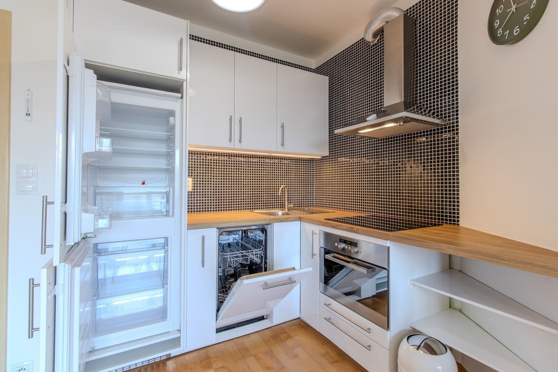 Pronájem bytu 2+kk 52 m², Na Císařce, Praha, Praha Pronájem bytu 2+kk 52 m², Na Císařce, Praha, Praha