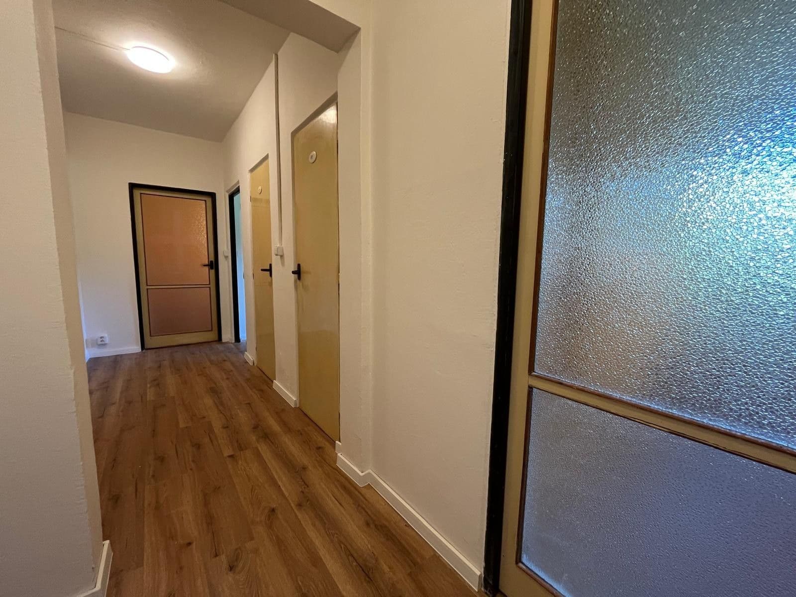 Prodej bytu 2+1 52 m², Unhošťská, Kladno, Středočeský kraj Prodej bytu 2+1 52 m², Unhošťská, Kladno, Středočeský kraj