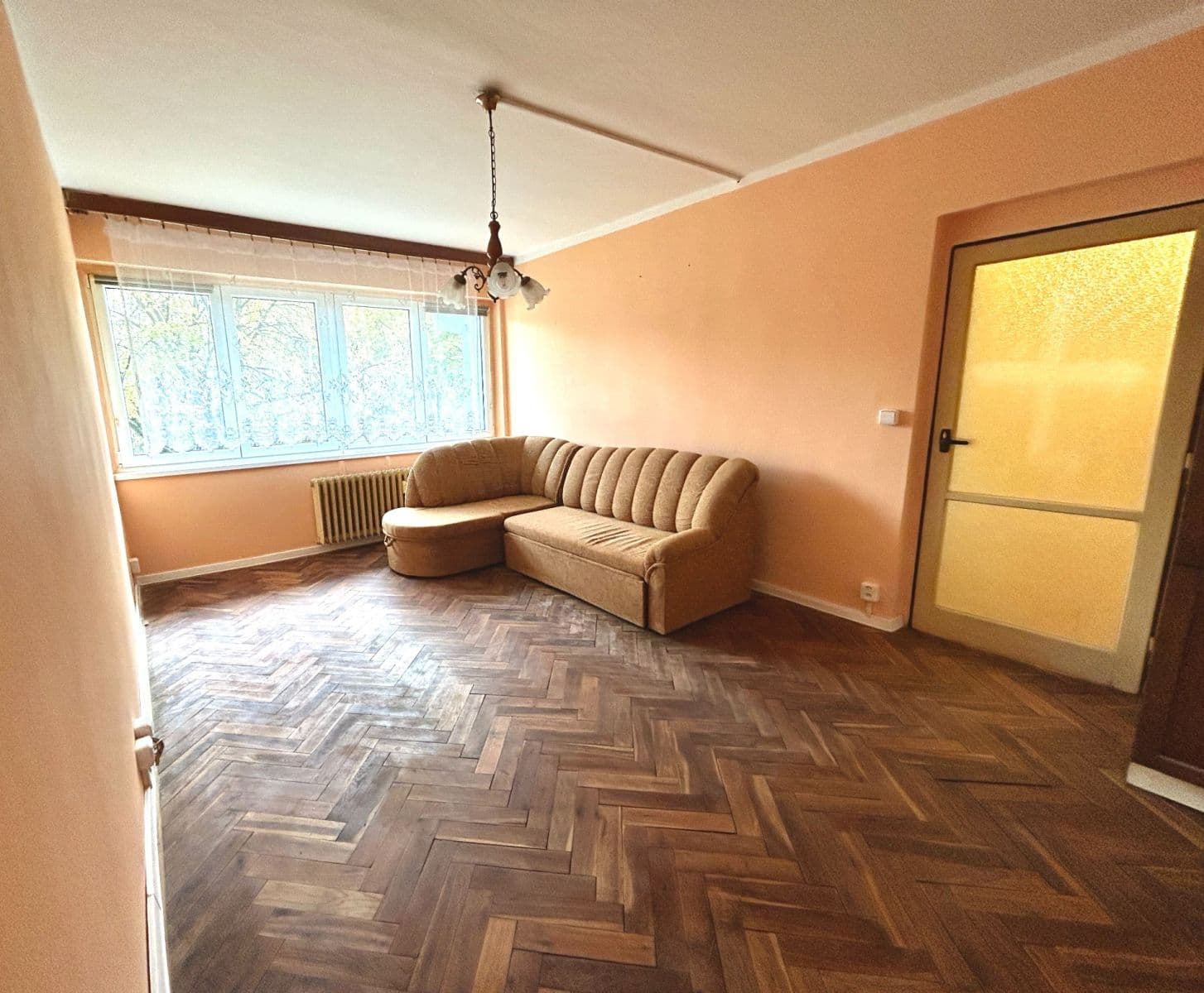 Prodej bytu 2+1 52 m², Unhošťská, Kladno, Středočeský kraj Prodej bytu 2+1 52 m², Unhošťská, Kladno, Středočeský kraj
