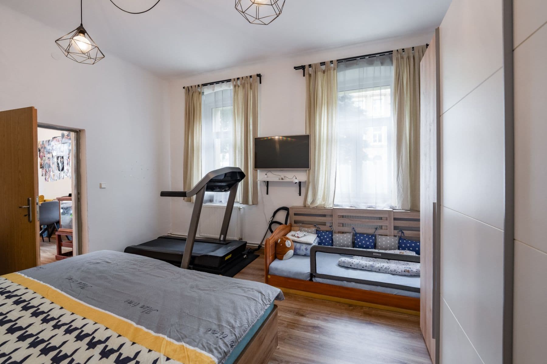 Prodej bytu 3+1 85 m², Matoušova, Liberec, Liberecký kraj Prodej bytu 3+1 85 m², Matoušova, Liberec, Liberecký kraj