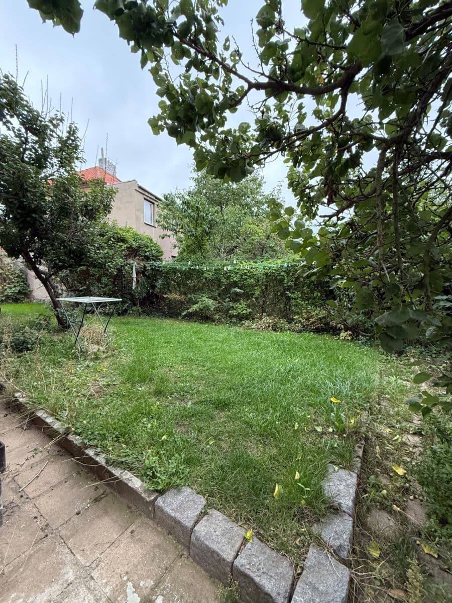 Prodej domu 190 m², pozemek 516 m², Do Čtvrti, Praha, Praha Prodej domu 190 m², pozemek 516 m², Do Čtvrti, Praha, Praha