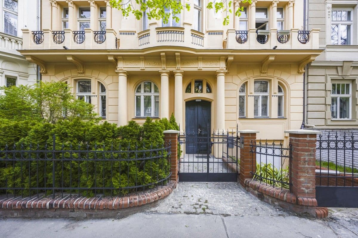 Pronájem bytu 2+1 74 m², Čechova, Praha, Praha Pronájem bytu 2+1 74 m², Čechova, Praha, Praha