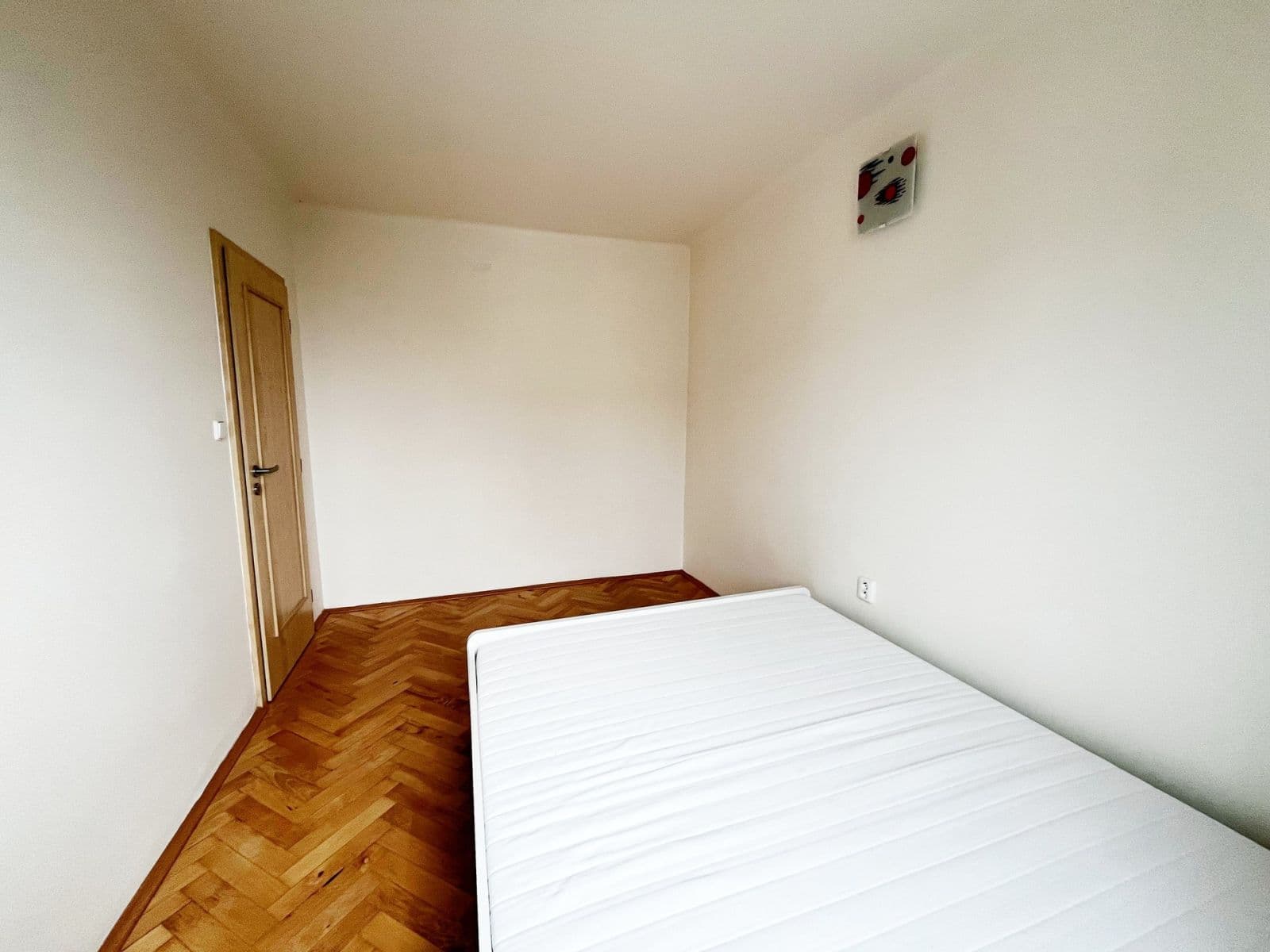 Pronájem bytu 3+1 54 m², Měchenická, Praha, Praha Pronájem bytu 3+1 54 m², Měchenická, Praha, Praha