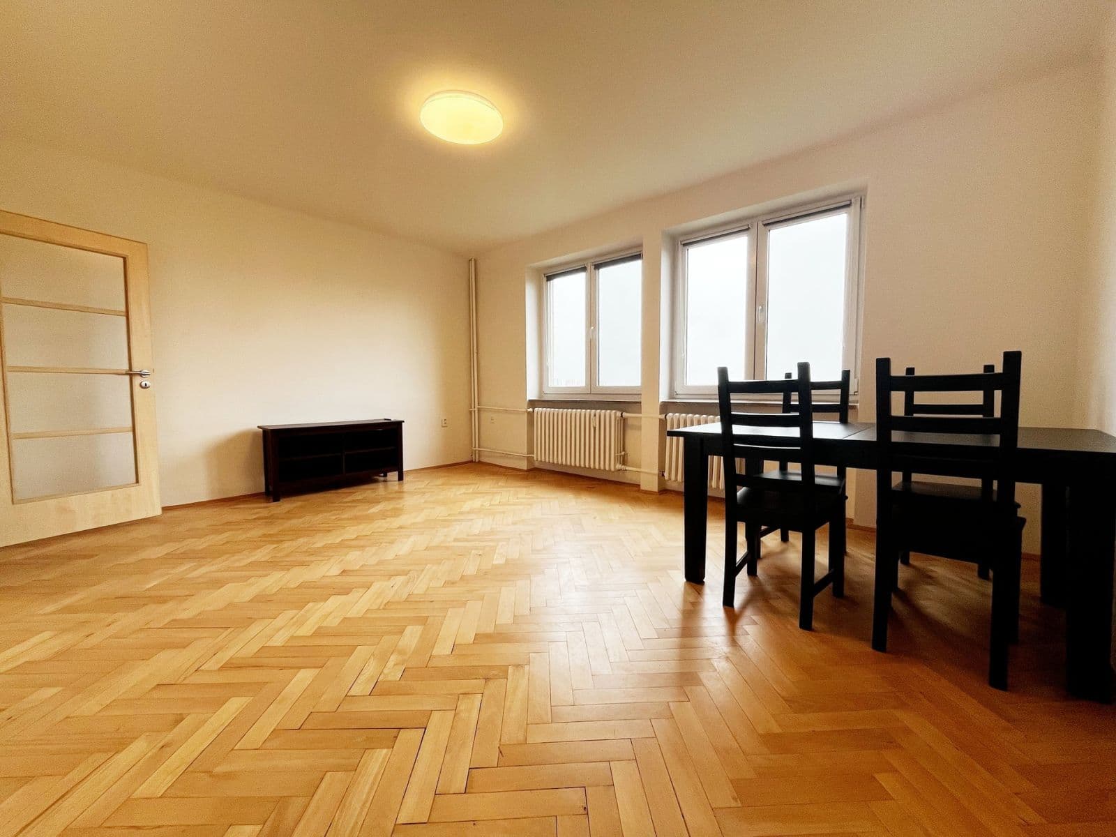 Pronájem bytu 3+1 54 m², Měchenická, Praha, Praha Pronájem bytu 3+1 54 m², Měchenická, Praha, Praha