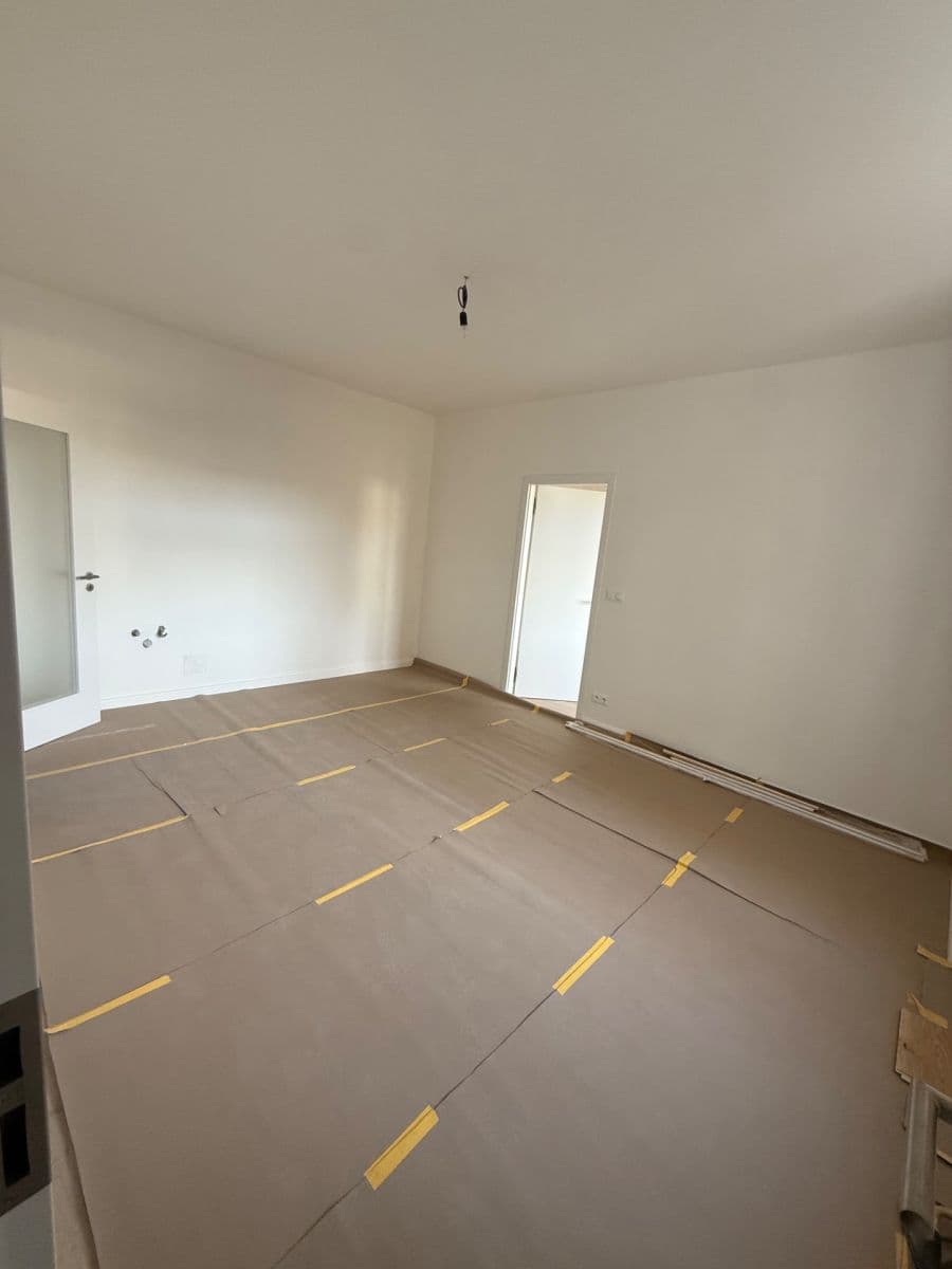 Prodej bytu 2+kk 46 m², Jeseniova, Praha, Praha Prodej bytu 2+kk 46 m², Jeseniova, Praha, Praha