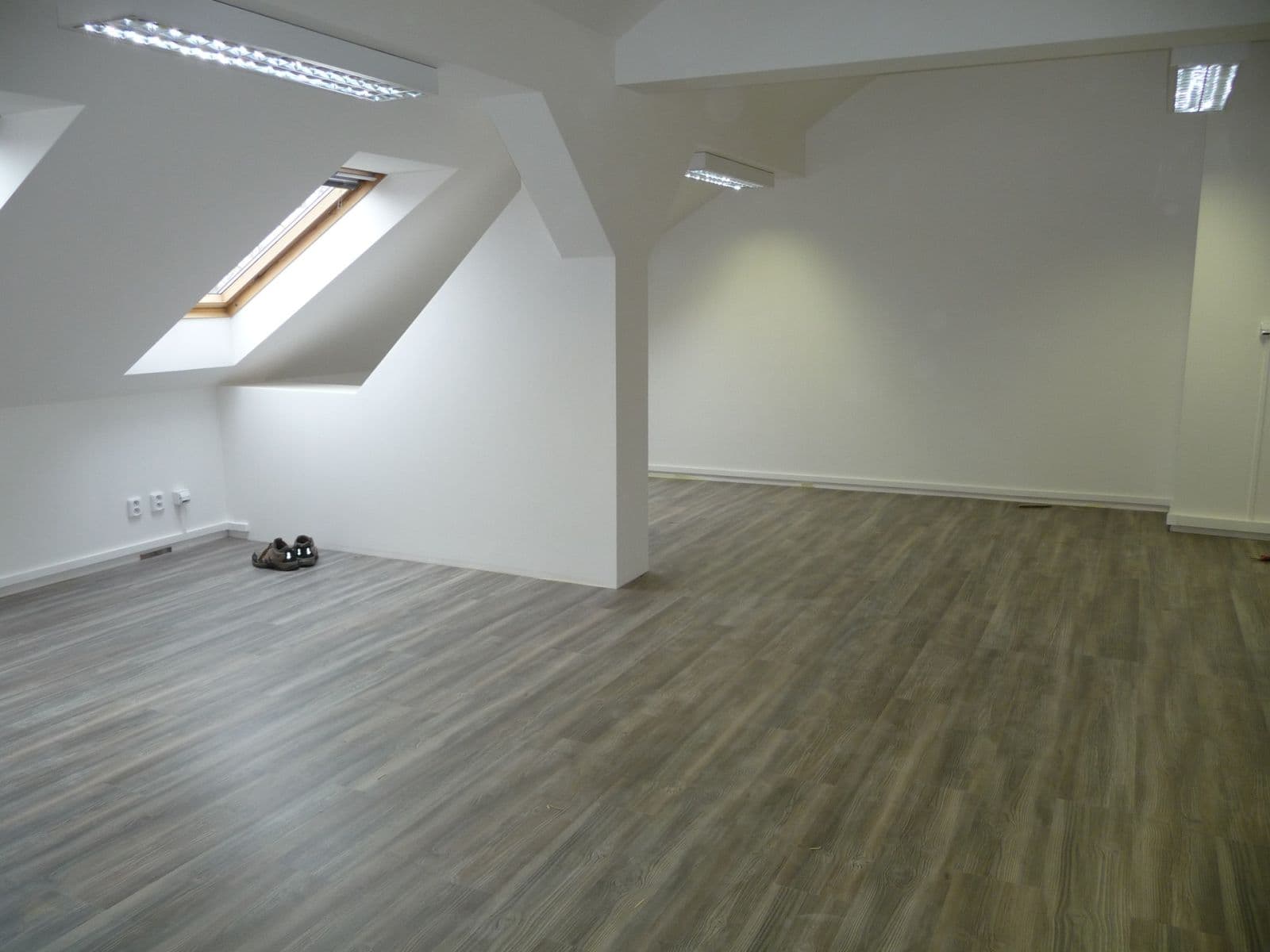 Pronájem kanceláře 110 m², Čerčanská, Praha, Praha Pronájem kanceláře 110 m², Čerčanská, Praha, Praha