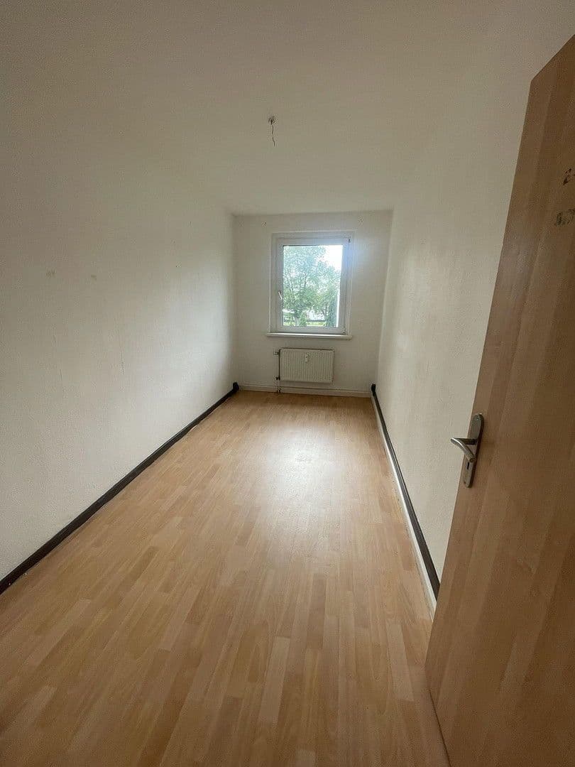 Pronájem bytu 3+1 57 m², Glambecker Str. 24/24a- 25/25a - 26/26a - 27, Joachimsthal, Braniborsko Pronájem bytu 3+1 57 m², Glambecker Str. 24/24a- 25/25a - 26/26a - 27, Joachimsthal, Braniborsko