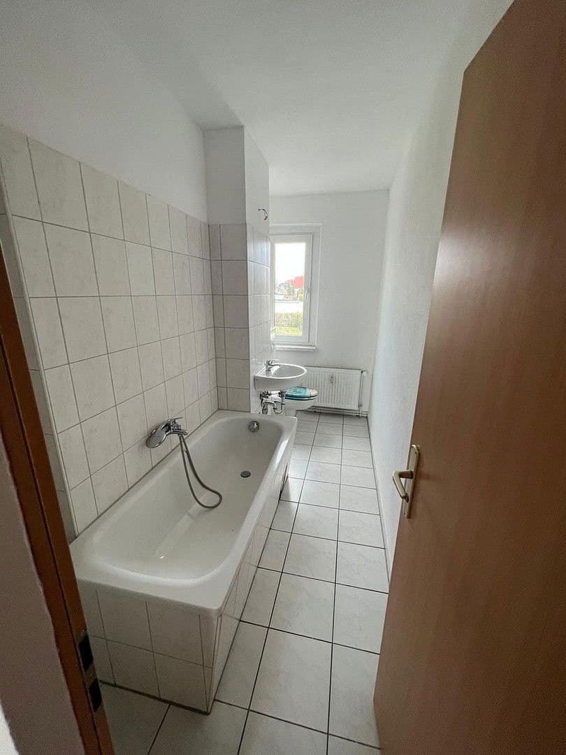 Pronájem bytu 3+1 57 m², Glambecker Str. 24/24a- 25/25a - 26/26a - 27, Joachimsthal, Braniborsko Pronájem bytu 3+1 57 m², Glambecker Str. 24/24a- 25/25a - 26/26a - 27, Joachimsthal, Braniborsko