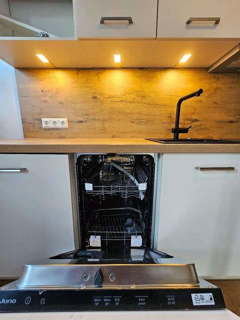 Pronájem bytu 1+1 26 m², Dr. Schärf Straße 6, Villach - St.Magdalen, Korutany Pronájem bytu 1+1 26 m², Dr. Schärf Straße 6, Villach - St.Magdalen, Korutany