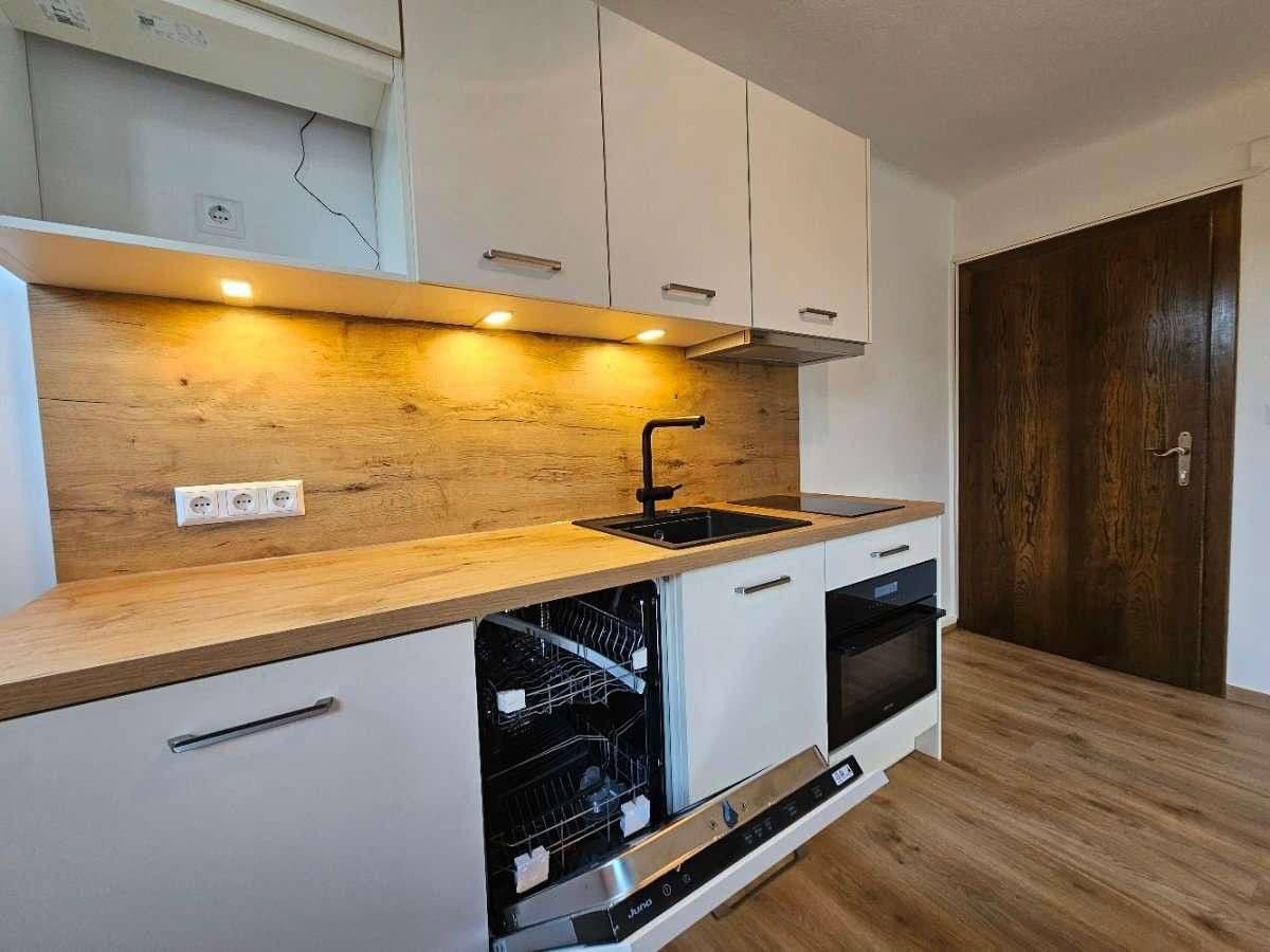 Pronájem bytu 1+1 26 m², Dr. Schärf Straße 6, Villach - St.Magdalen, Korutany Pronájem bytu 1+1 26 m², Dr. Schärf Straße 6, Villach - St.Magdalen, Korutany