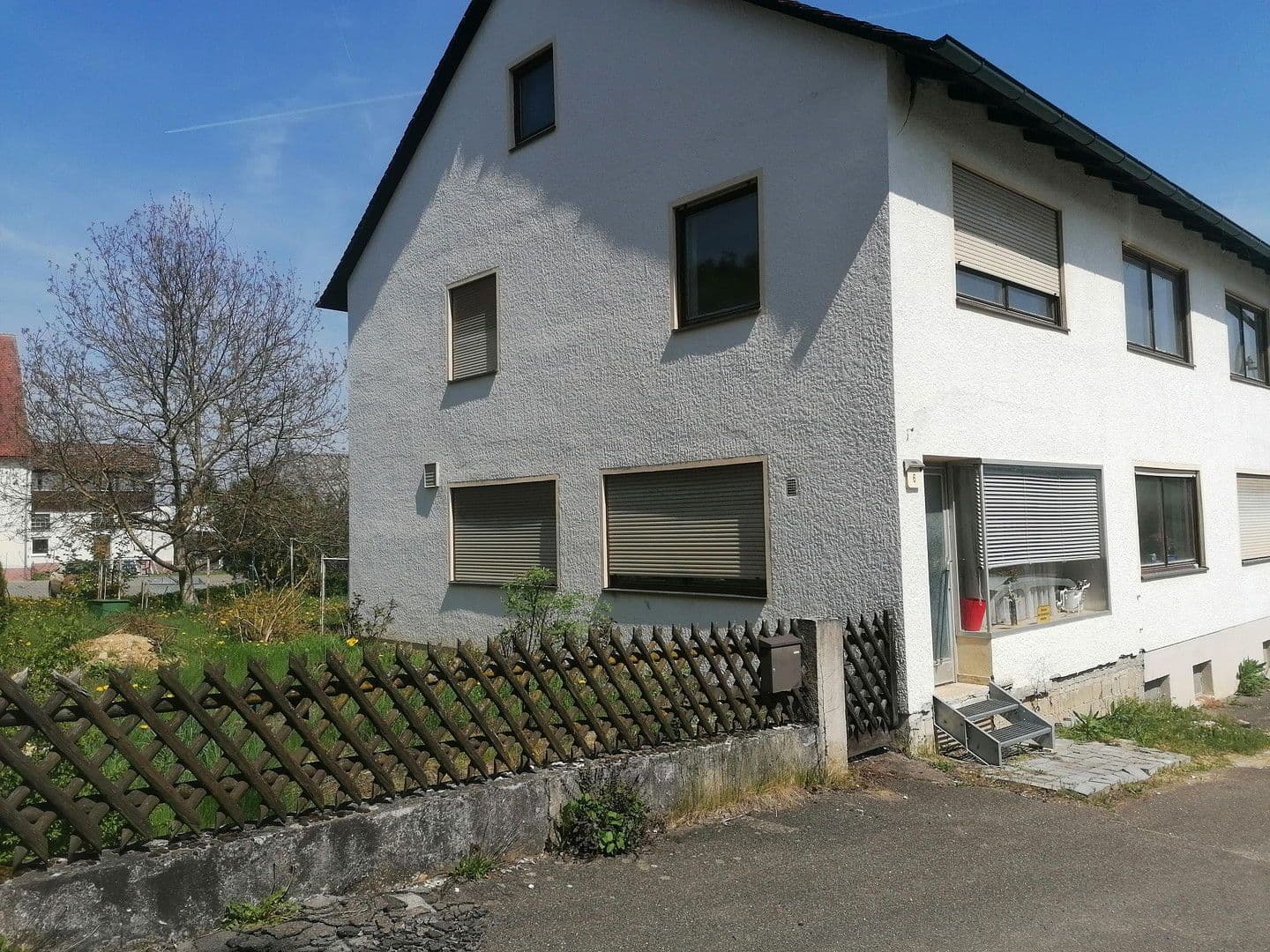 Prodej domu 195 m², pozemek 1.581 m², Klosterplatz6, Berching, Bavorsko Prodej domu 195 m², pozemek 1.581 m², Klosterplatz6, Berching, Bavorsko