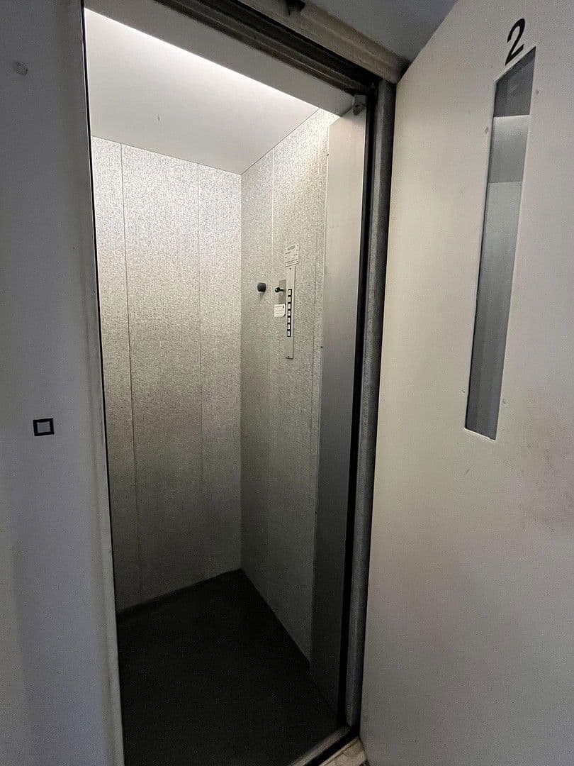 Prodej domu 165 m², pozemek 165 m², Tettnang, Bádensko-Württembersko Prodej domu 165 m², pozemek 165 m², Tettnang, Bádensko-Württembersko