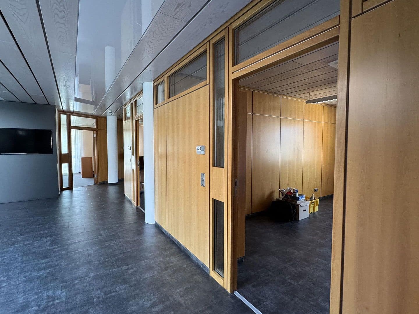 Prodej domu 334 m², pozemek 2.254 m², Keltern, Bádensko-Württembersko Prodej domu 334 m², pozemek 2.254 m², Keltern, Bádensko-Württembersko