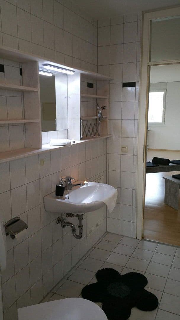 Pronájem bytu 3+1 68 m², Künzelsau, Bádensko-Württembersko Pronájem bytu 3+1 68 m², Künzelsau, Bádensko-Württembersko