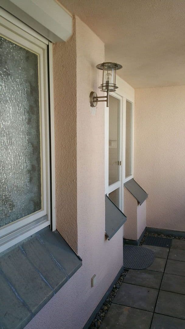 Pronájem bytu 3+1 68 m², Künzelsau, Bádensko-Württembersko Pronájem bytu 3+1 68 m², Künzelsau, Bádensko-Württembersko